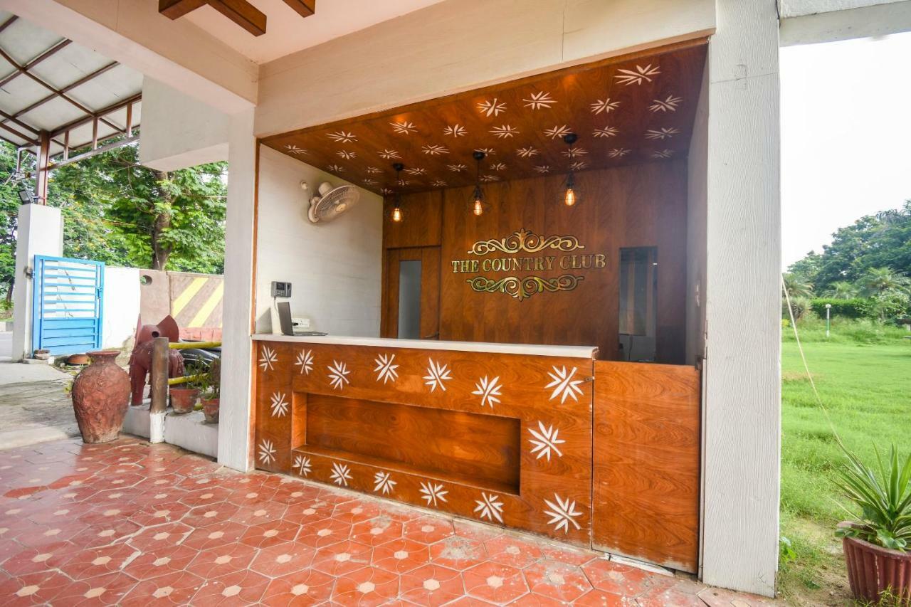 Oyo 47464 Hotel The Country Club Bilāspur Εξωτερικό φωτογραφία