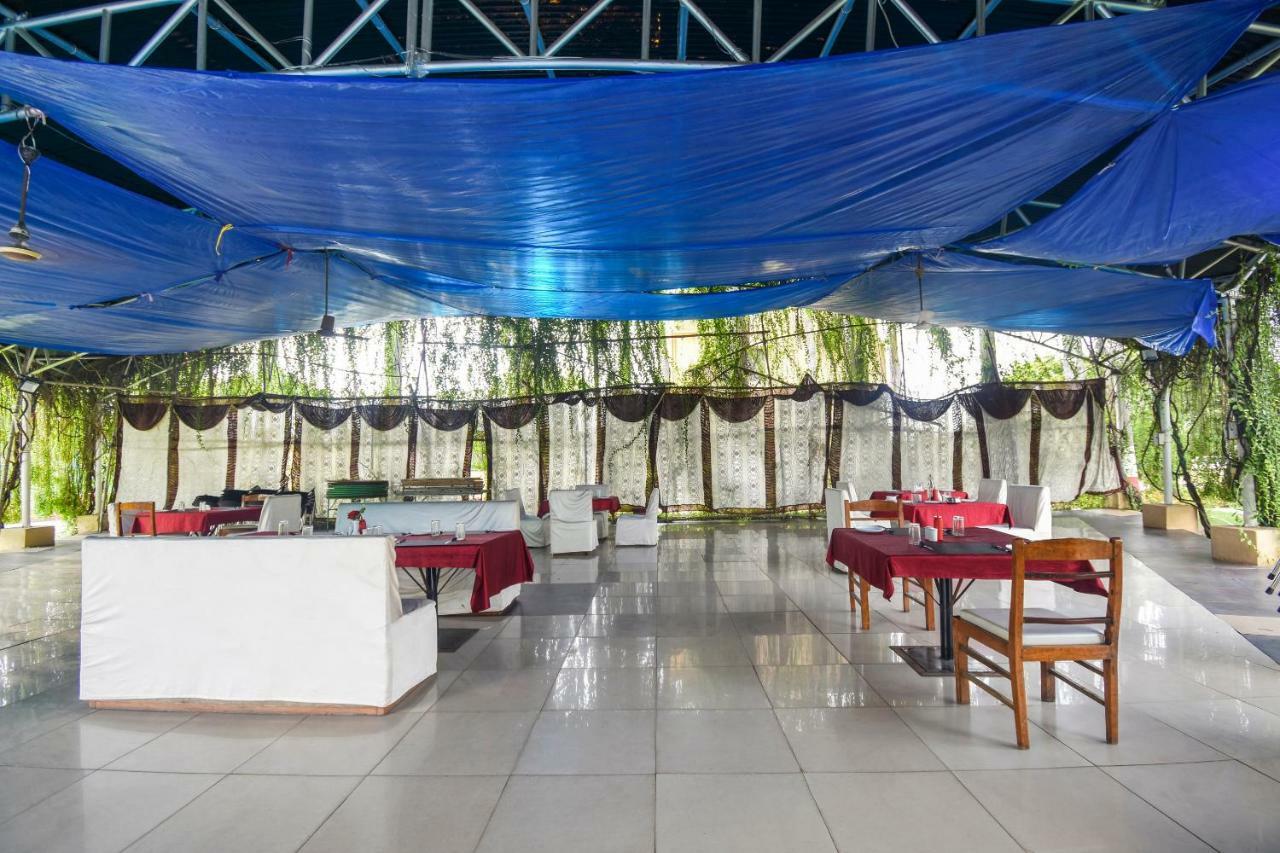 Oyo 47464 Hotel The Country Club Bilāspur Εξωτερικό φωτογραφία