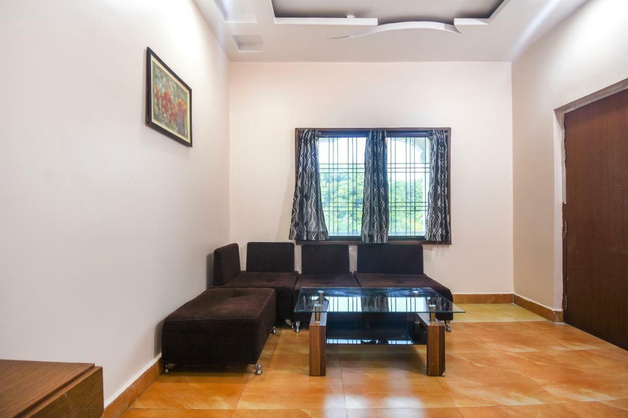Oyo 47464 Hotel The Country Club Bilāspur Εξωτερικό φωτογραφία