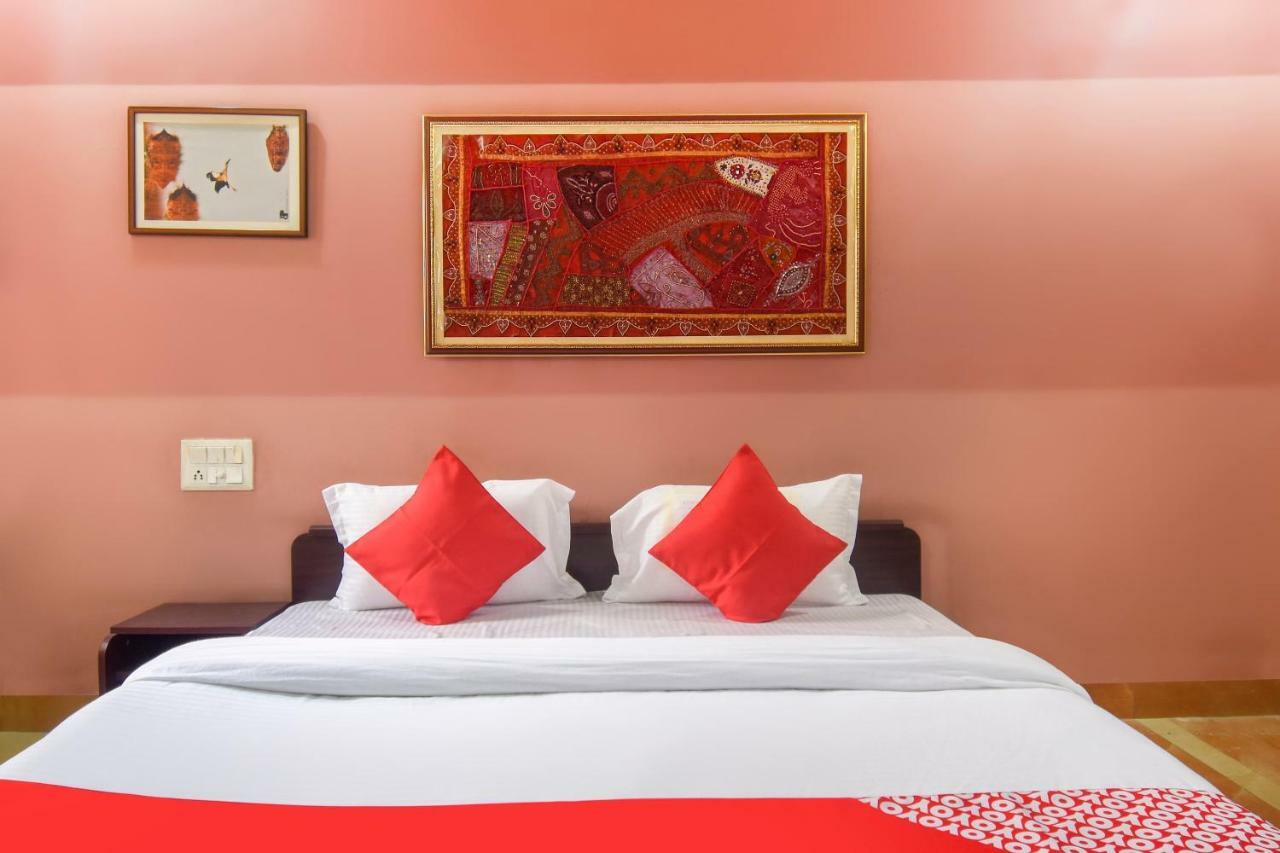Oyo 47464 Hotel The Country Club Bilāspur Εξωτερικό φωτογραφία
